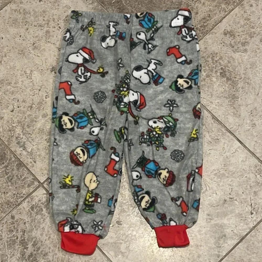 Jammie’s For Your Families Peanuts Fa La La Pajama PJ Set NEW Size 2T